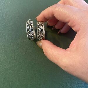 Brighton, silver hoops